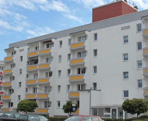 mit Balkon und Fahrstuhl
